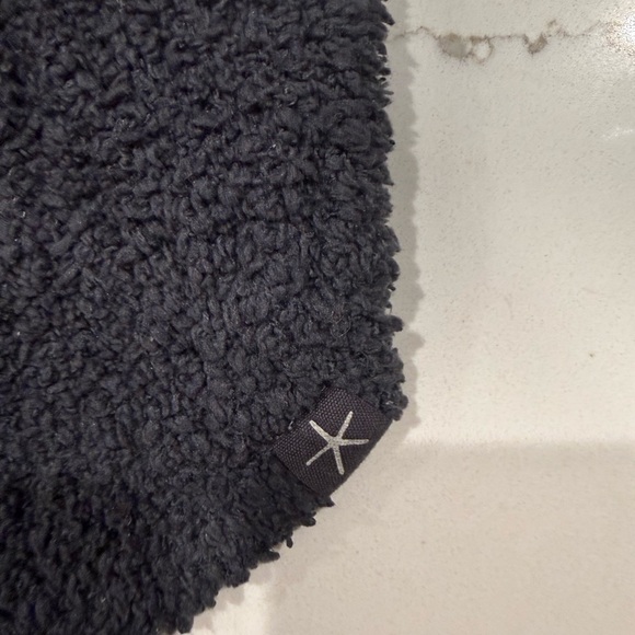 Barefoot Dreams Black Pet Sweater - Picture 2 of 5